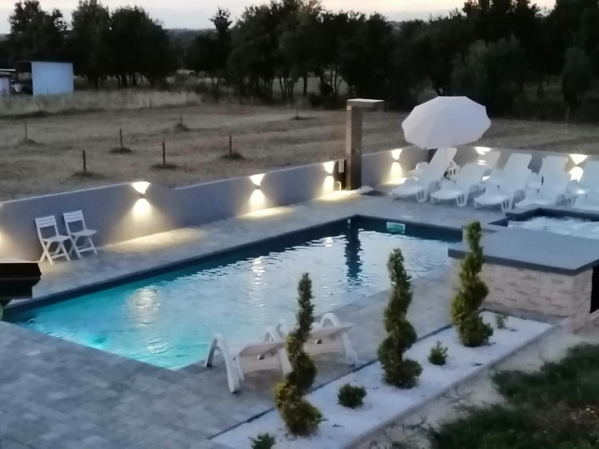 פורץ Apartments Katja מראה חיצוני תמונה