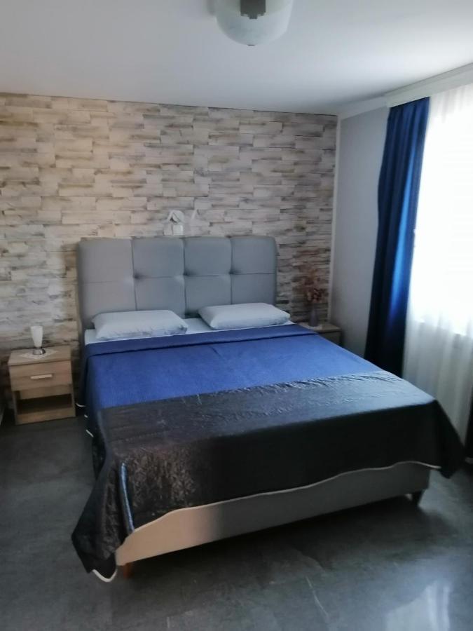 פורץ Apartments Katja מראה חיצוני תמונה