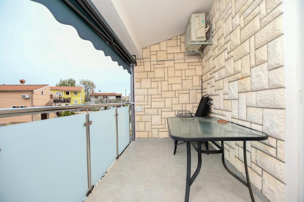 פורץ Apartments Katja מראה חיצוני תמונה
