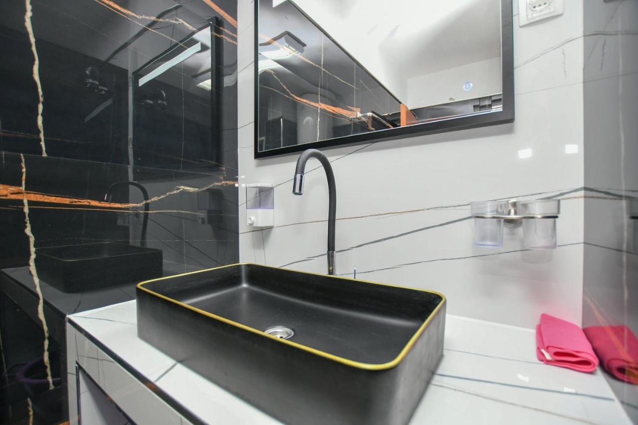 פורץ Apartments Katja מראה חיצוני תמונה