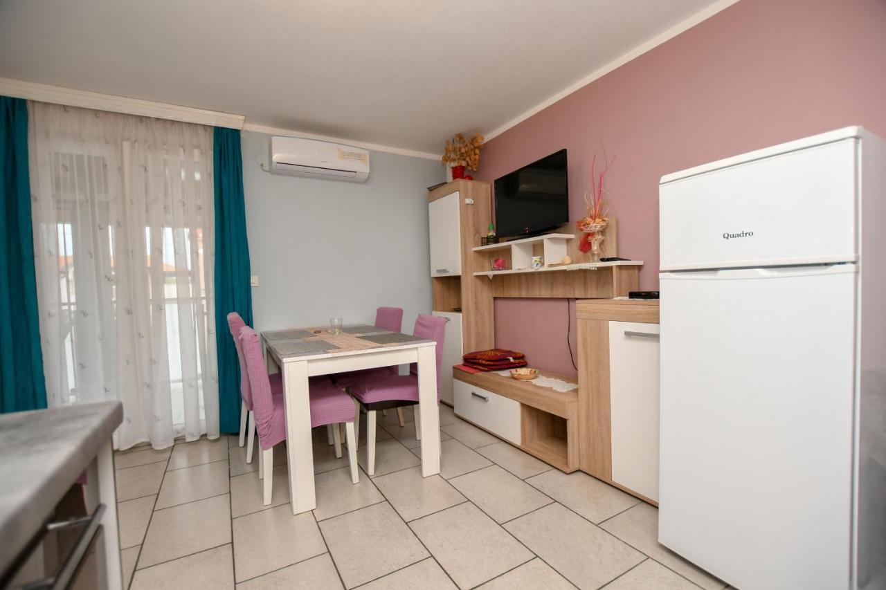 פורץ Apartments Katja מראה חיצוני תמונה