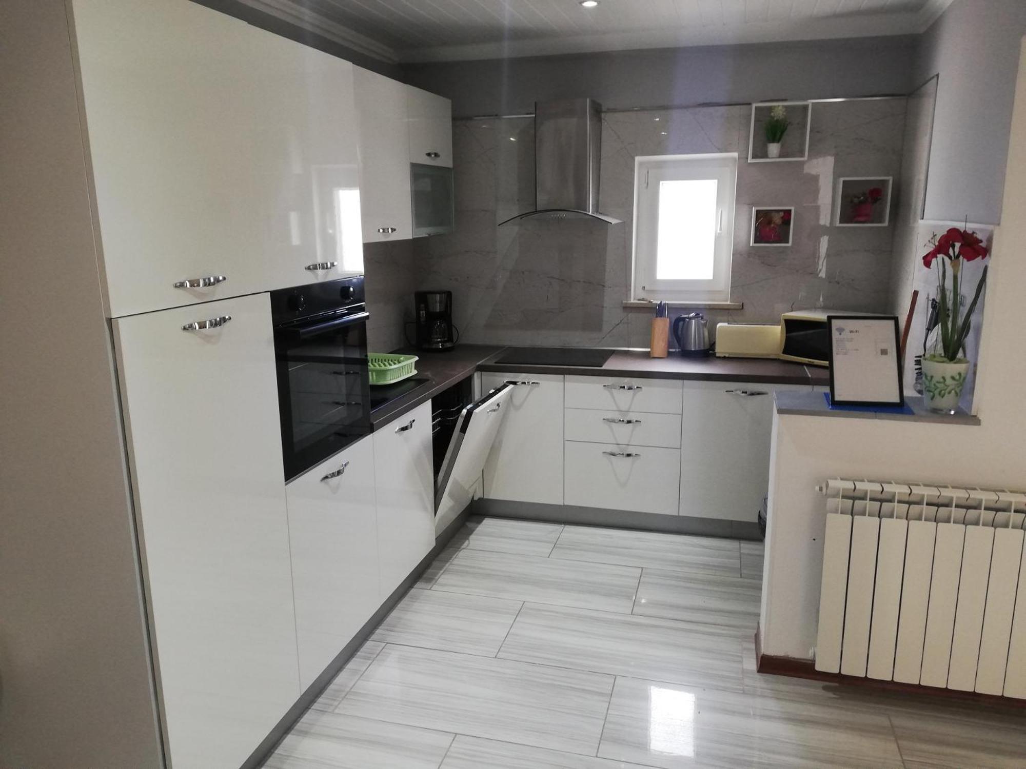 פורץ Apartments Katja מראה חיצוני תמונה