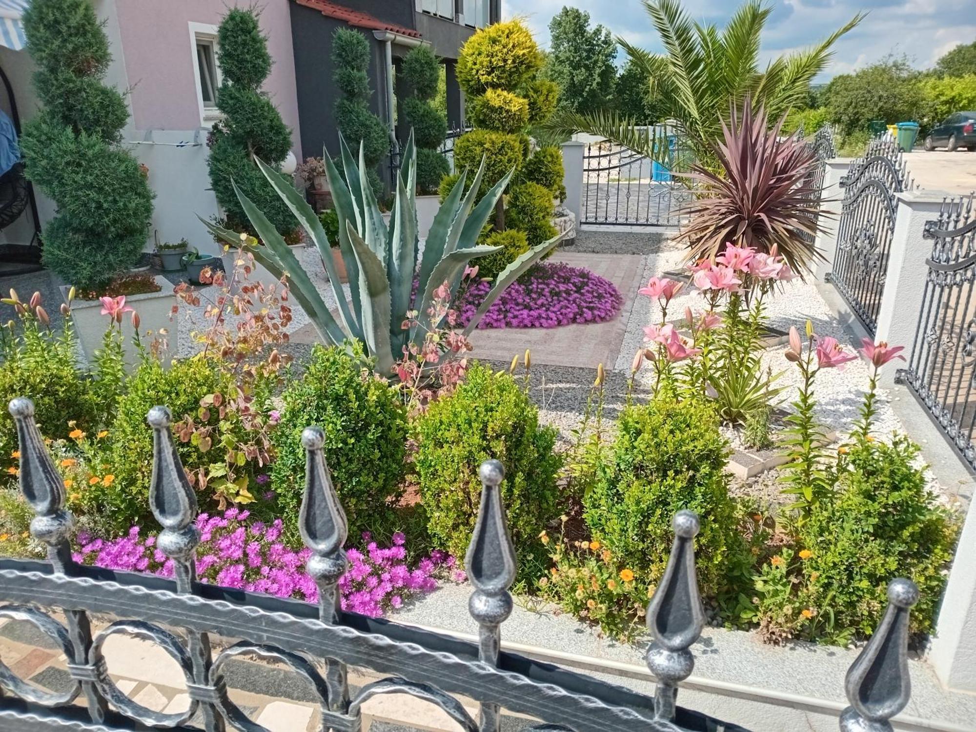 פורץ Apartments Katja מראה חיצוני תמונה