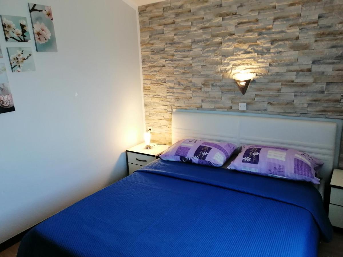 פורץ Apartments Katja מראה חיצוני תמונה